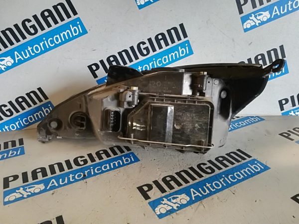 Faro Anteriore Destro Ford Focus 2003