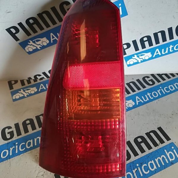 Faro Posteriore Sinistro Ford Focus SW 2004