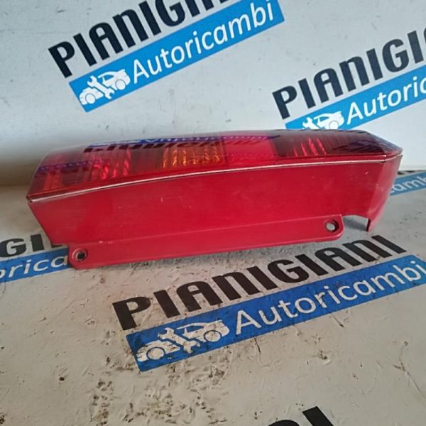 Faro Posteriore Sinistro Ford Focus SW 2004