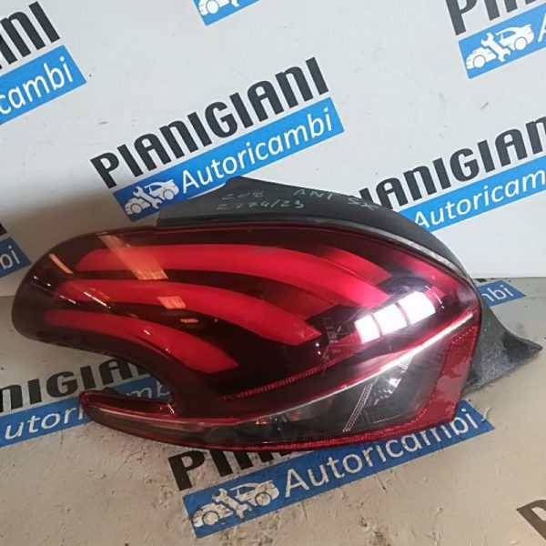 Faro Posteriore Sinistro Peugeot 208 2019