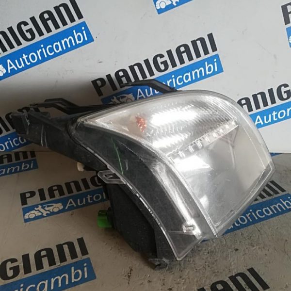 Faro Anteriore Destro Ford Fusion 2005