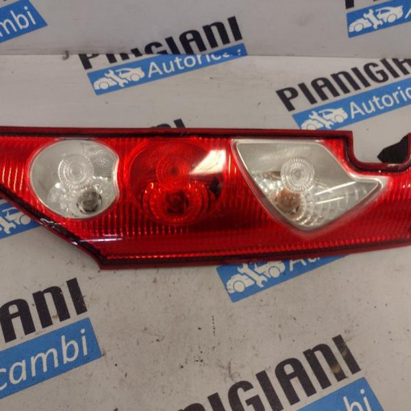 Faro Posteriore Sinistro Renault Kangoo 2011