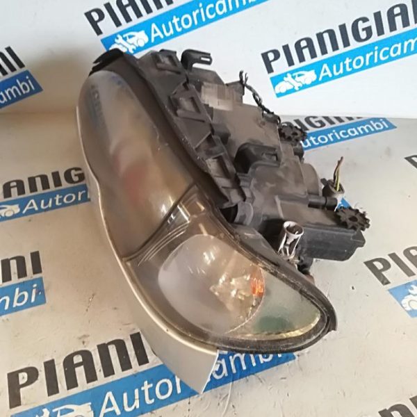 Faro Anteriore Sinistro BMW Serie 3 2005