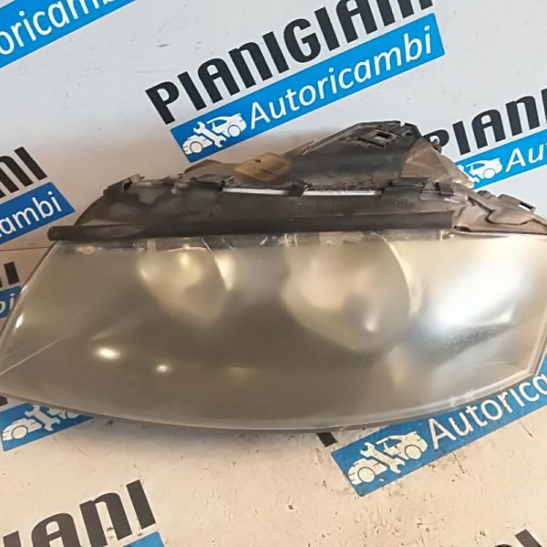 Faro Anteriore Sinistro Audi A3 2004