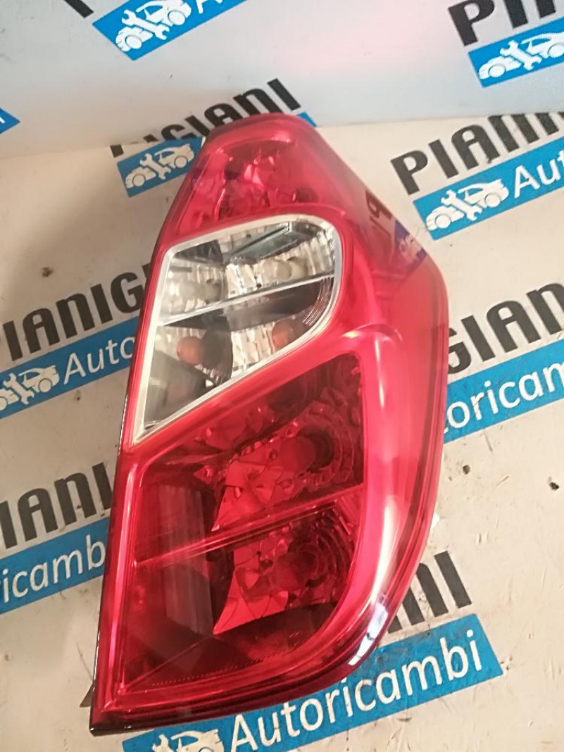 Faro Posteriore Destro Hyundai i10 2011