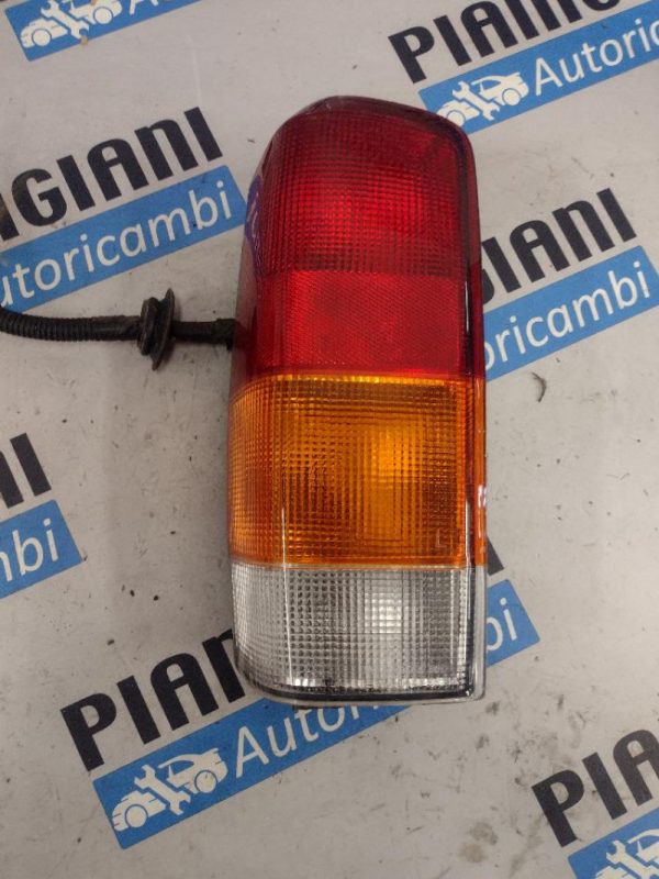 Faro Posteriore Sinistro Jeep Cherokee 1998