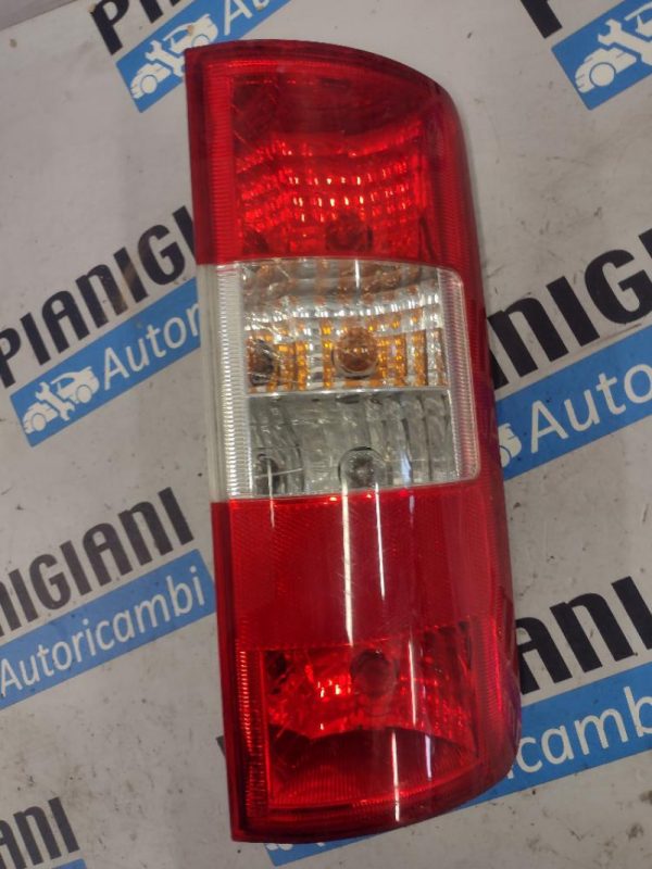 Faro Posteriore Destro Ford Transit Connect 2004