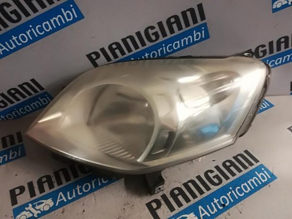 Faro Anteriore Sinistro Peugeot Bipper 2011