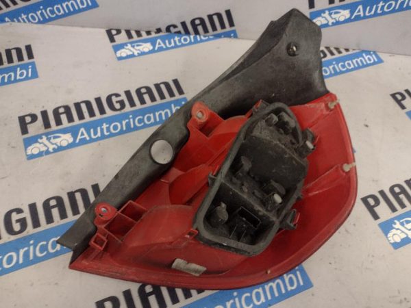 Faro Posteriore Sinistro Renault Clio 2006