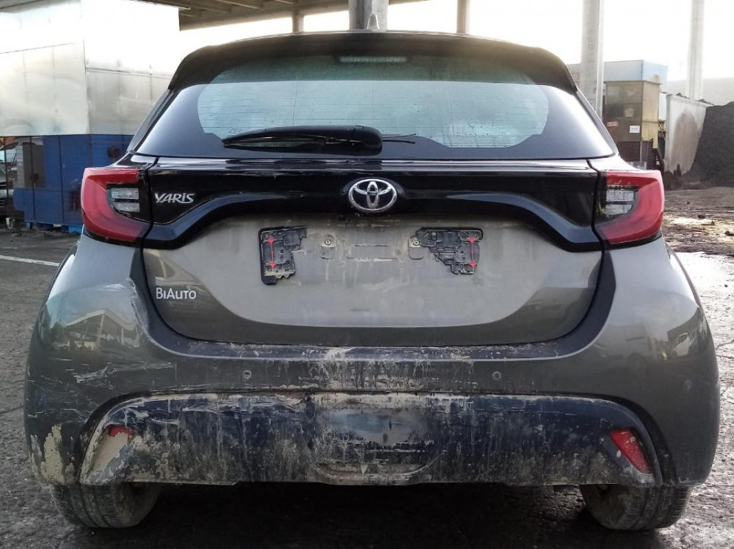 Toyota Yaris Anno 2021 | Veicolo Intero