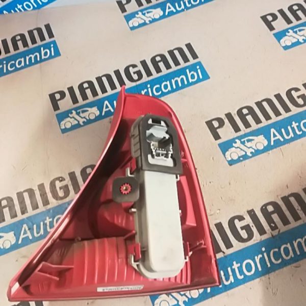 Faro Posteriore Sinistro Renault Clio 2002