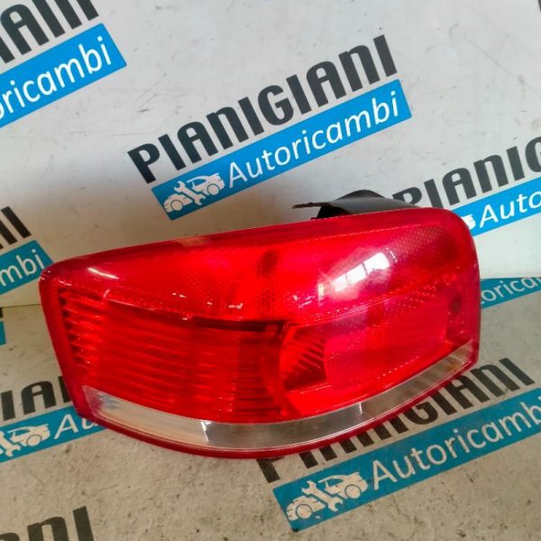 Faro Posteriore Sinistro Audi A3 2005