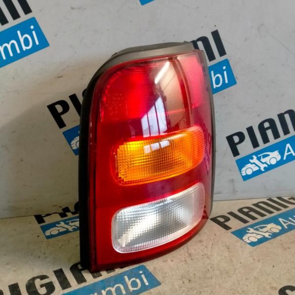 Faro Posteriore Destro Nissan Micra 2000