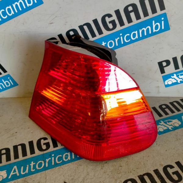 Faro Posteriore Destro BMW Serie 3 E46 2002