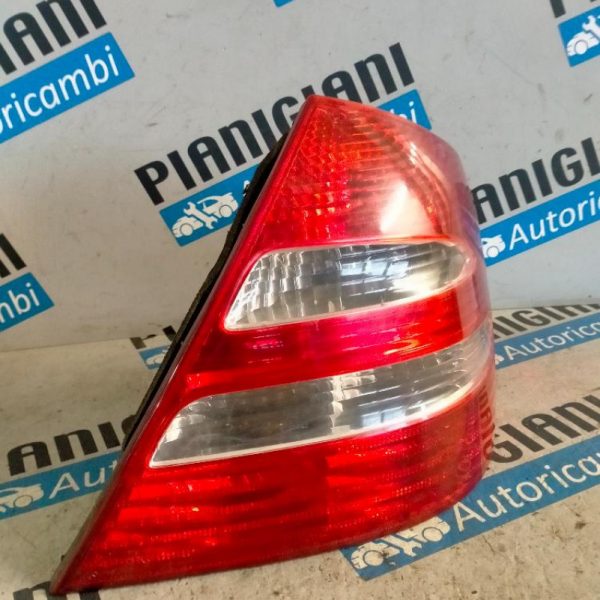 Faro Posteriore Destro Mercedes-Benz Classe E 2011