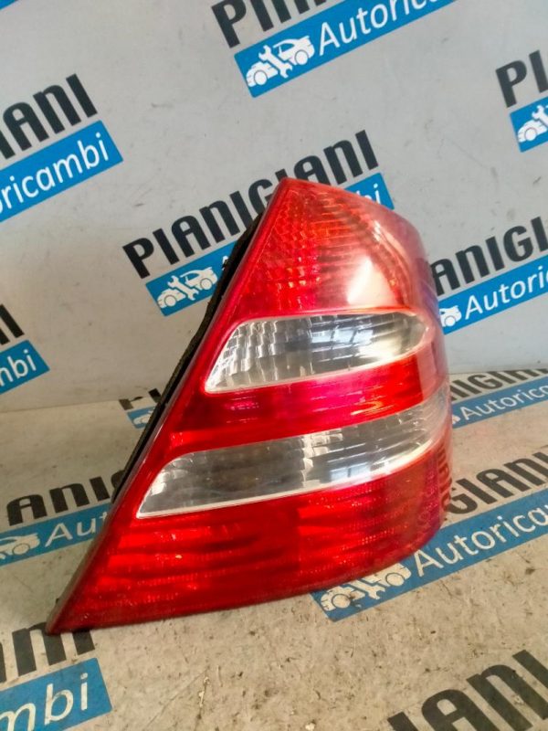 Faro Posteriore Destro Mercedes-Benz Classe E 2011