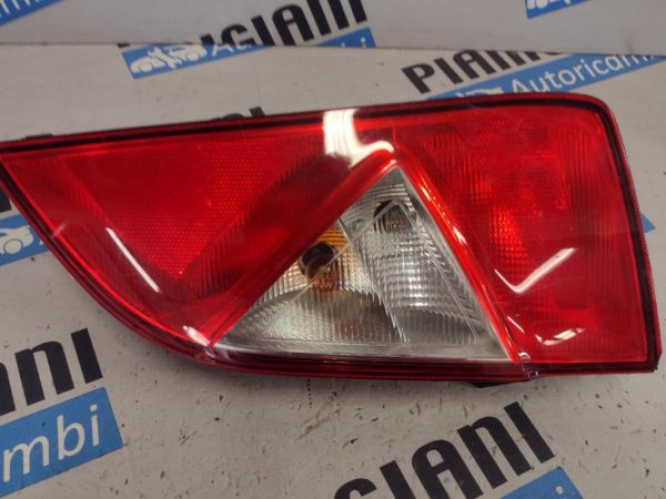 Faro Posteriore Destro Seat Mii 2016