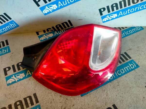 Faro Posteriore Sinistro Renault Clio 2010