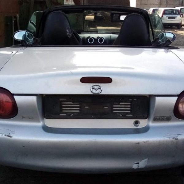 Mazda MX5 Anno 2003 | Veicolo Intero | SOLO PER RICAMBI