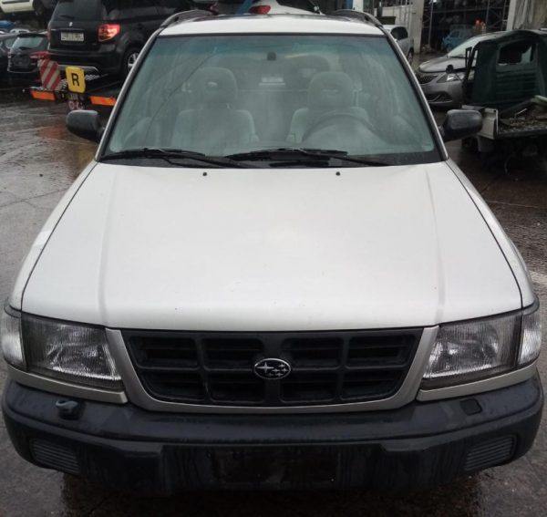 Subaru Forester AWD Anno 1999 | Veicolo Intero | SOLO PER RICAMBI