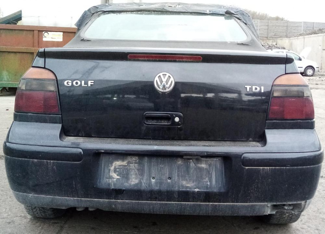 Volkswagen Golf IV Cabrio KARMANN Anno 1999 | Veicolo Intero | SOLO PER RICAMBI