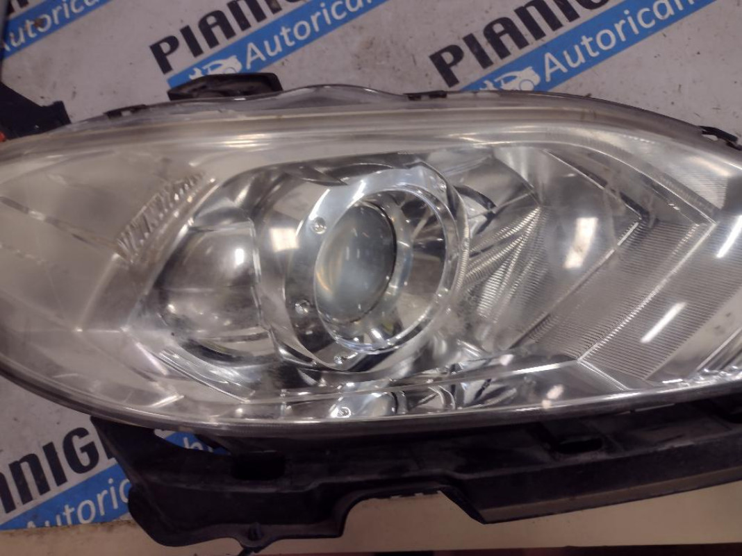 Faro Anteriore Destro Xenon Honda FR-V 2007