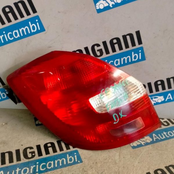 Faro Posteriore Sinistro Skoda Fabia 2013