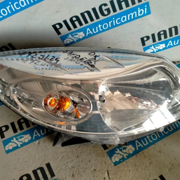 Faro Anteriore Destro Dacia Sandero 2009