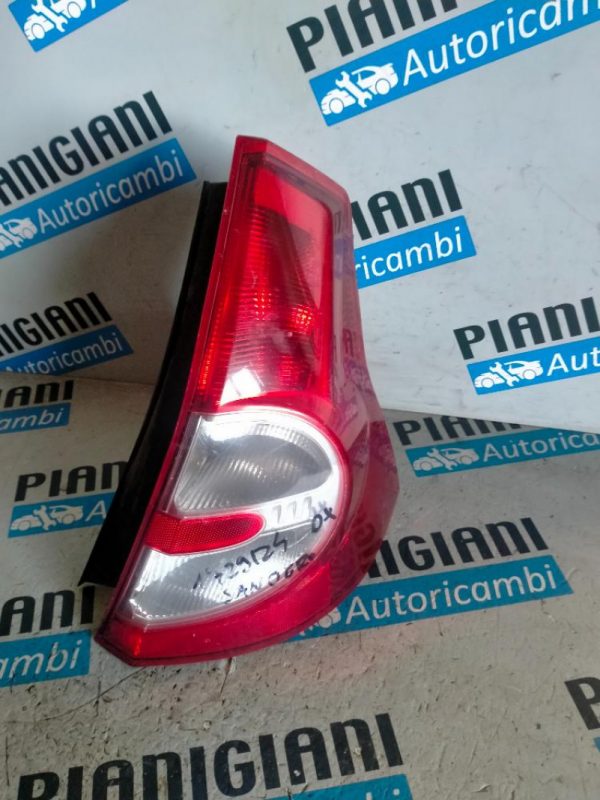 Faro Posteriore Destro Dacia Sandero 2009