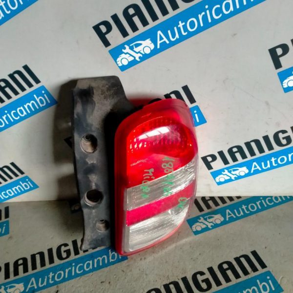 Faro Posteriore Destro Nissan Micra K13 2011