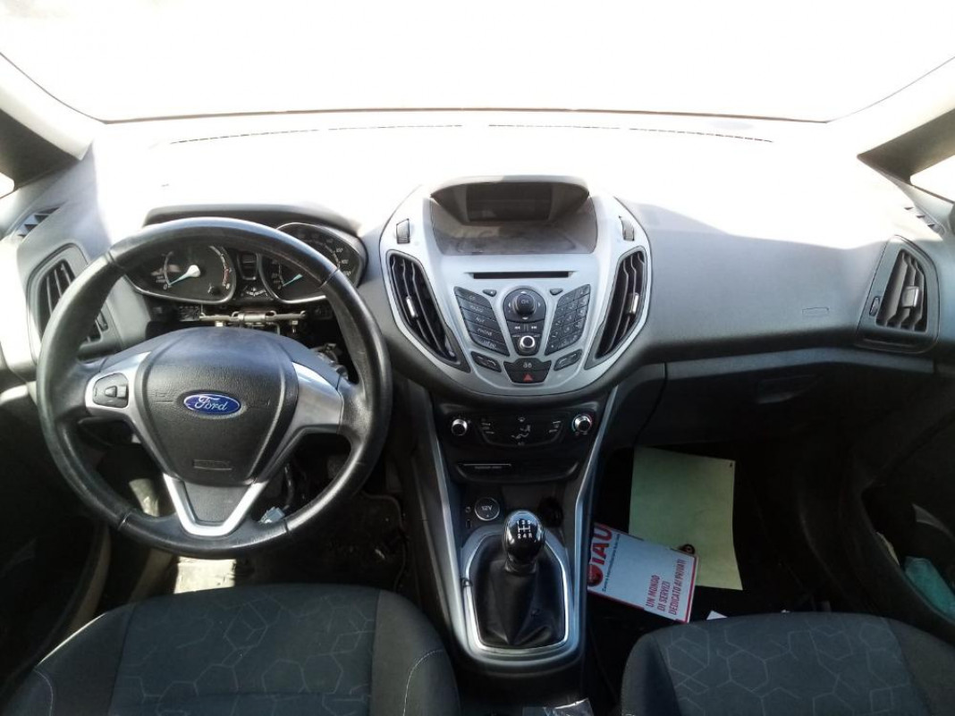 Ford B-Max Anno 2014 | Veicolo Intero | SOLO PER RICAMBI