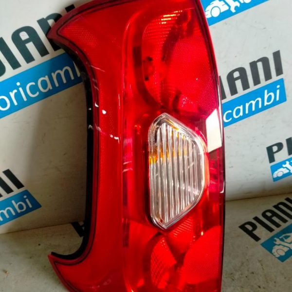 Faro Posteriore Sinistro Fiat Panda 2013