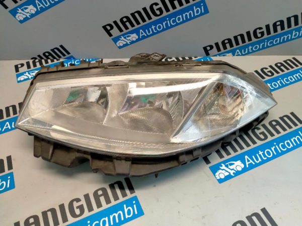 Faro Anteriore Sinistro Renault Megane 2005