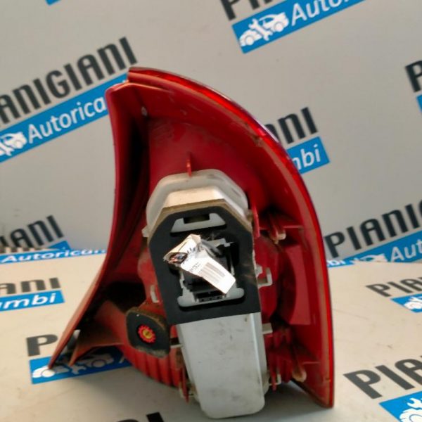 Faro Posteriore Sinistro Renault Clio 2006