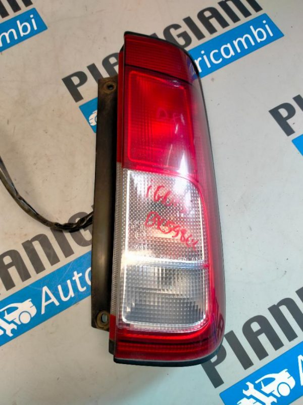 Faro Posteriore Destro Suzuki Ignis 2002