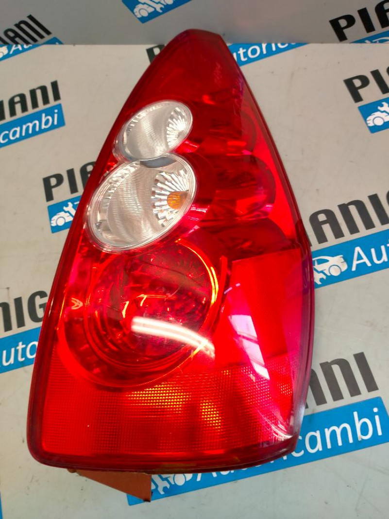 Faro Posteriore Destro Mazda 5 2007