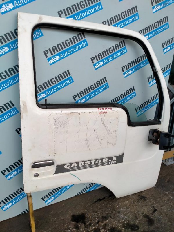 Porta Anteriore Destra Nissan Cabstar 1999