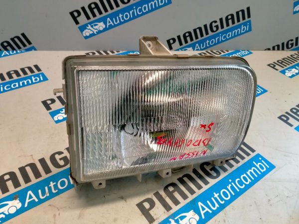 Faro Anteriore Sinistro Nissan Cabstar 1999