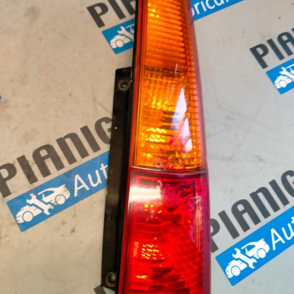 Faro Posteriore Destro Suzuki Ignis 2004