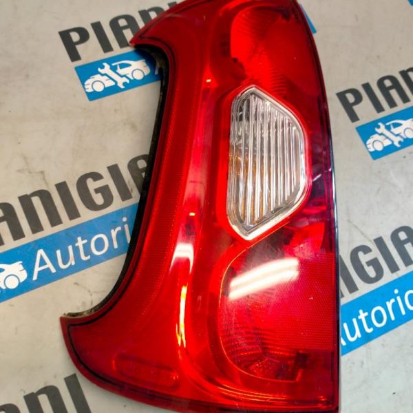 Faro Posteriore Sinistro Fiat Panda 2014