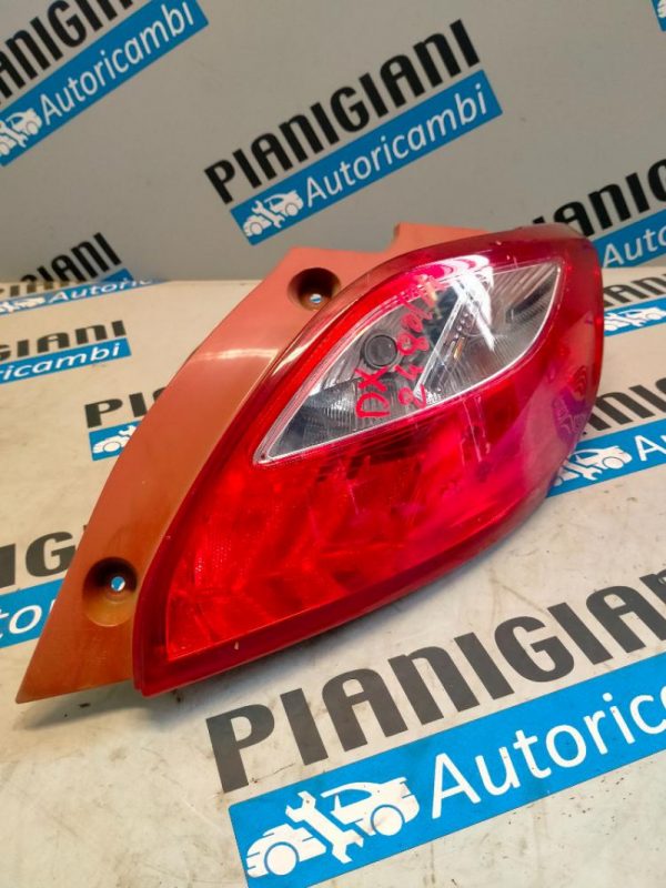 Faro Posteriore Destro Mazda 2 2009