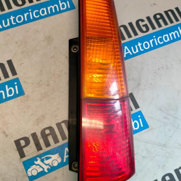 Faro Posteriore Destro Suzuki Ignis 2004