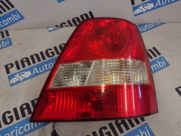 Faro Posteriore Destro Kia Sorento 2005