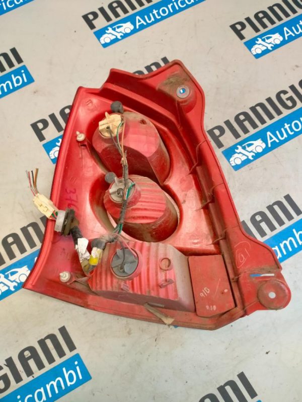 Faro Posteriore Destro Nissan Pixo 2009