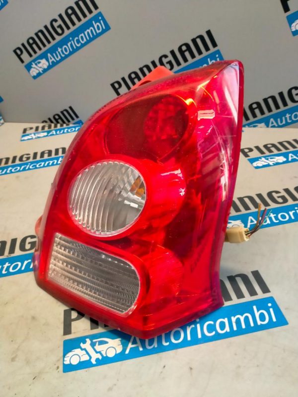 Faro Posteriore Destro Nissan Pixo 2009