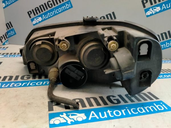 Faro Anteriore Destro Fiat Punto 2004