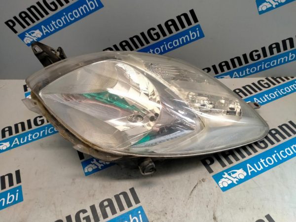 Faro Anteriore Sinistro Toyota Yaris 2008