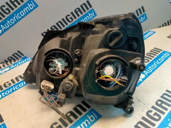 Faro Anteriore Destro Renault Clio 2005