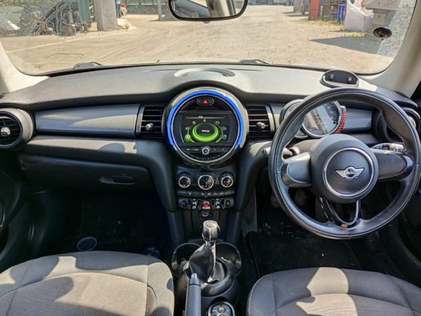 Mini One F56 Anno 2016 | Veicolo Intero | SOLO PER RICAMBI