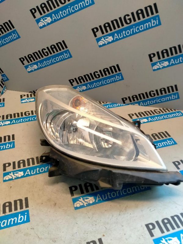 Faro Anteriore Destro Renault Clio 2008